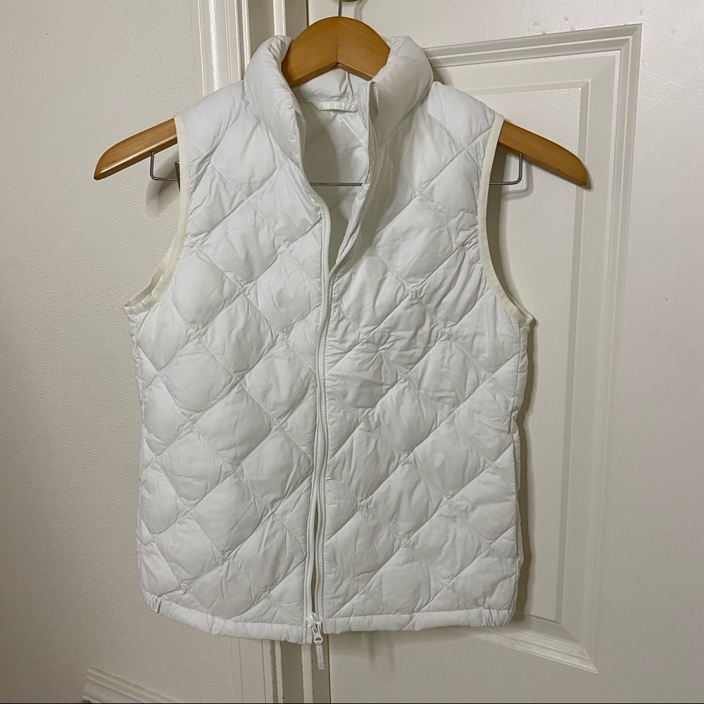 Quilted White Uniqlo Vest